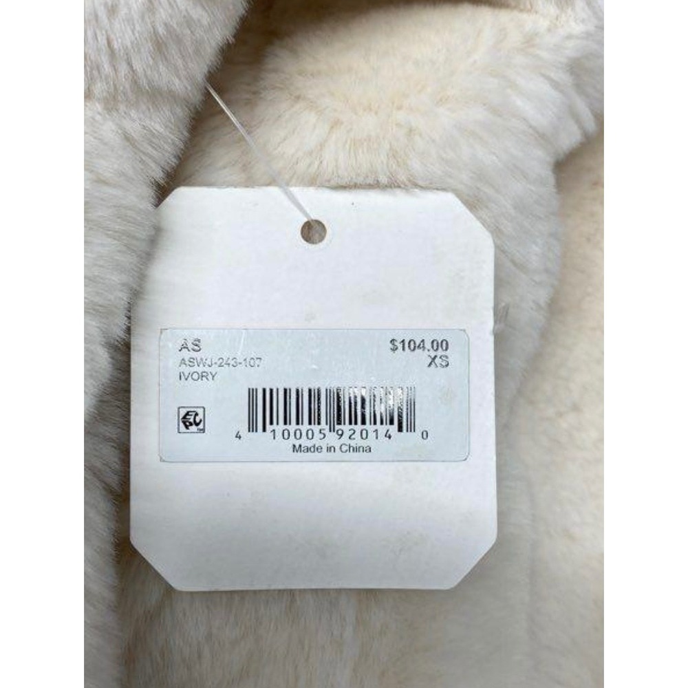 Altar'd State Faux Fur Coat Womens XS Ivory Cropped Plush Jacket Excellent - Picture 6 of 8